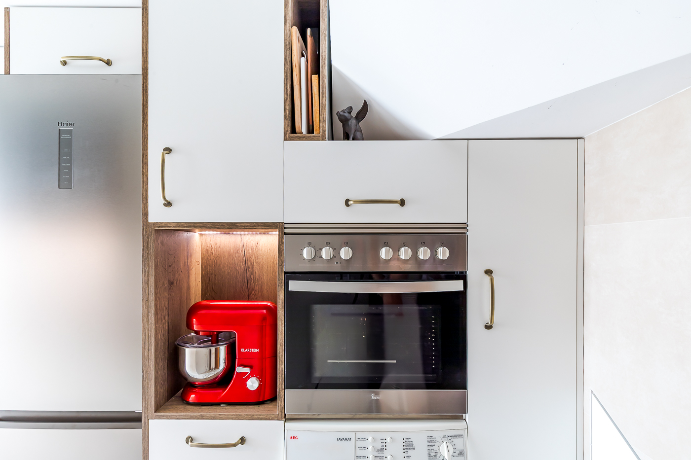 Catalun╠âa, 22 46